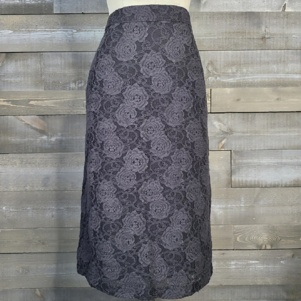 Anthropologie Maeve Alva Black/Gray Floral Lace Straight Pencil Skirt